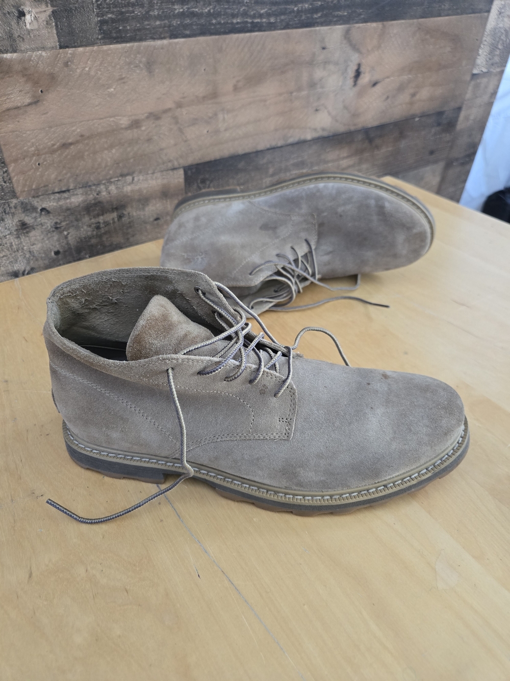 Sorel Madson Chukka Boots Men’s 10 Tan Suede Casual Comfort Shoes, Waterproof